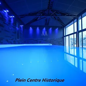 4* Hotel Le Magic &